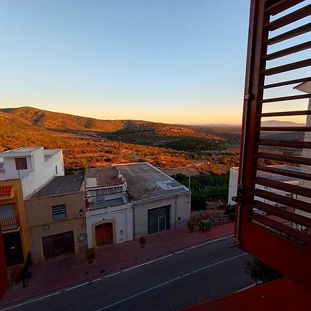 Tranquil And Spacious Townhouse In Historical And Picturesque Cervera Del Maestre Εξωτερικό φωτογραφία