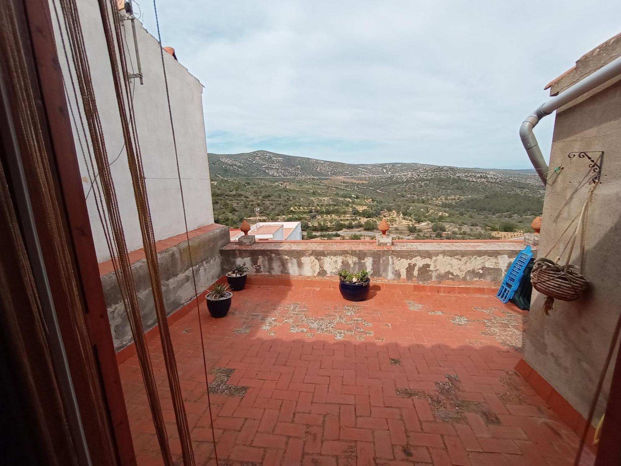 Tranquil And Spacious Townhouse In Historical And Picturesque Cervera Del Maestre Εξωτερικό φωτογραφία
